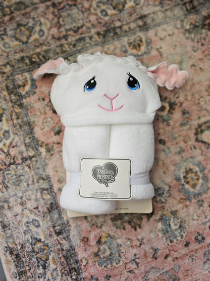 Lamb Hooded Bath Towel