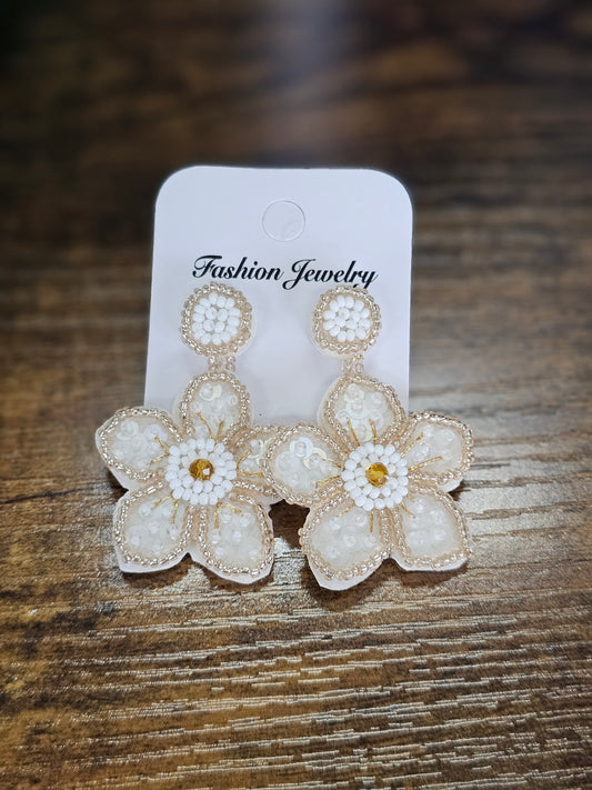 BEADED DAISY EARRINGS